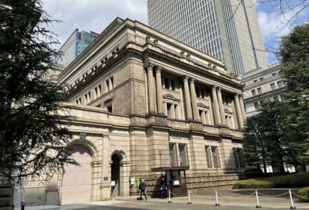 テーパリングとは？株価にどんな影響がある？